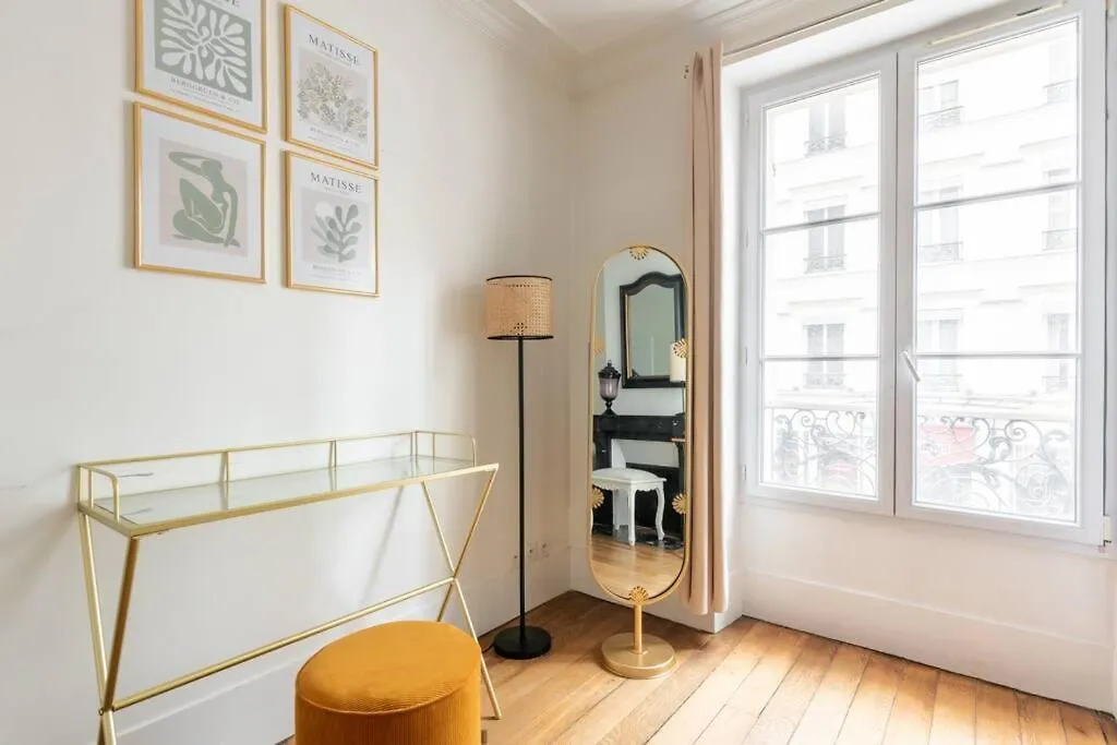 Appartement Proche Champ De Mars - IV Paris
